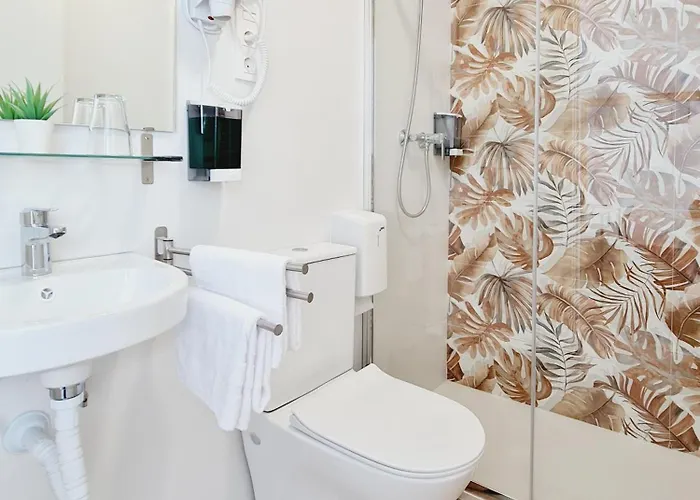 Miribilla 招待所 3*